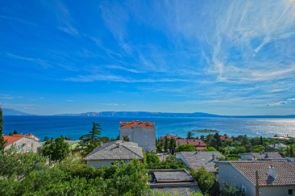 Novi Vinodolski - Villa Mira-App. 4+1 (2 kat)