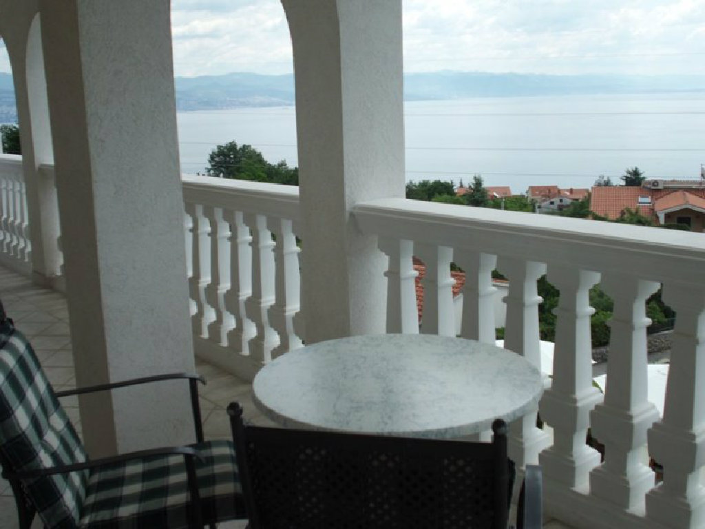 Ičići - Vila Chiara Apartman ŽUTI