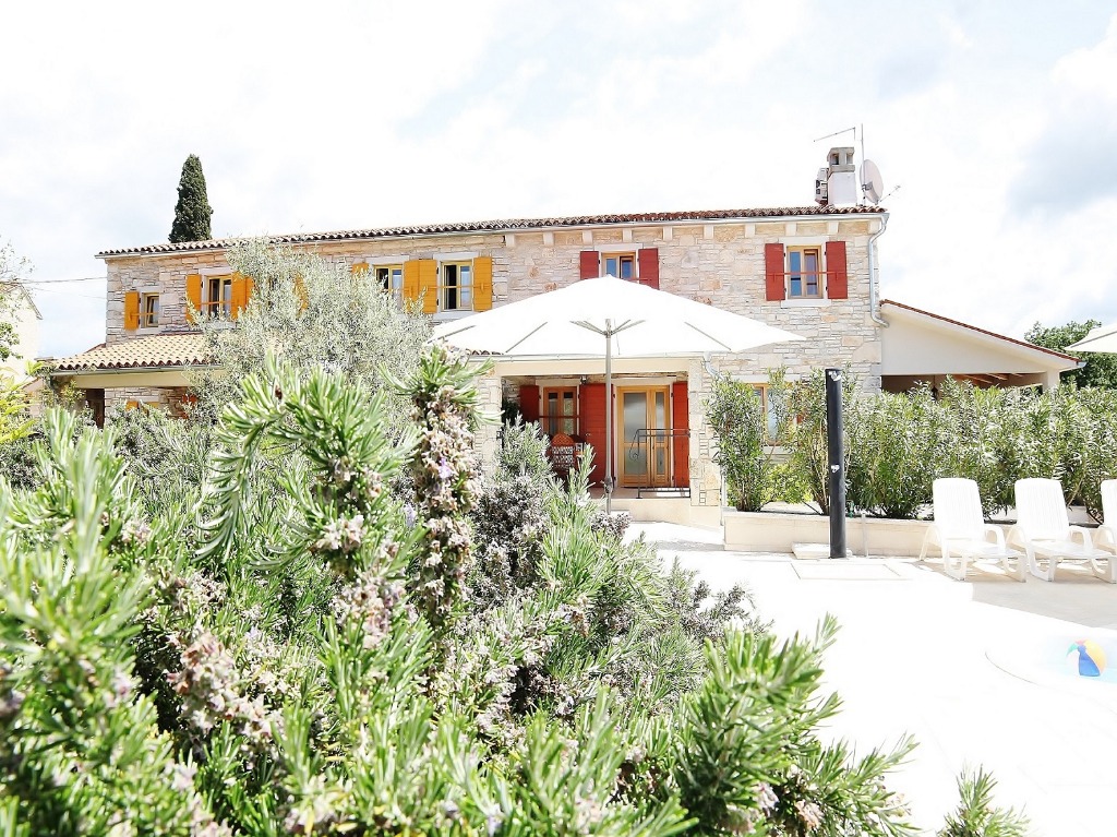 Kanfanar - Kuća za odmor AURORA