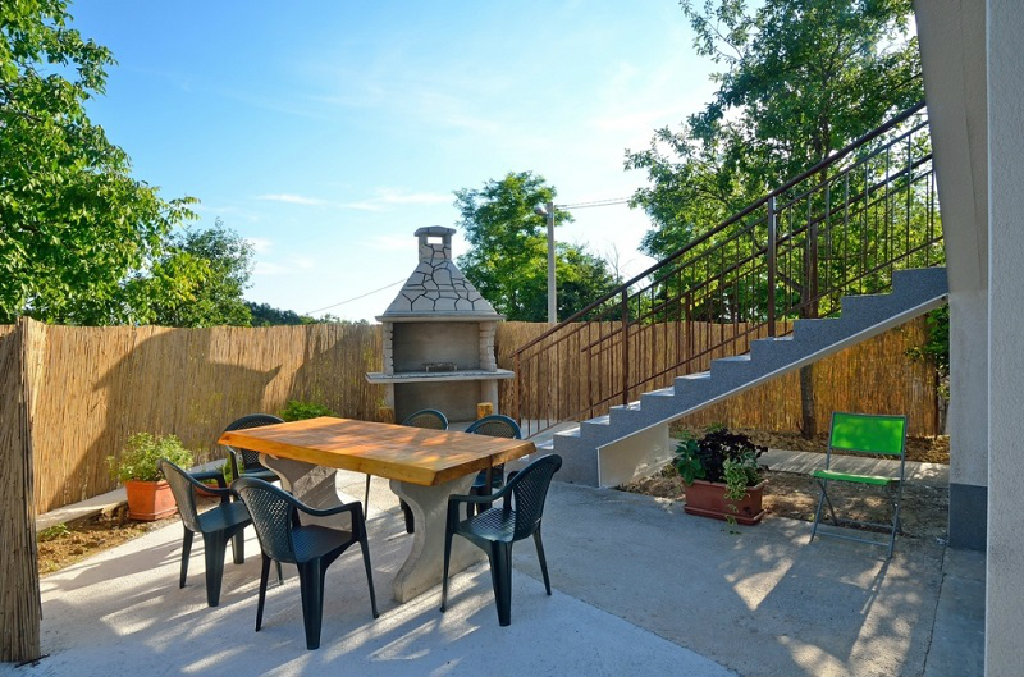 Buzet - Apartman Nada